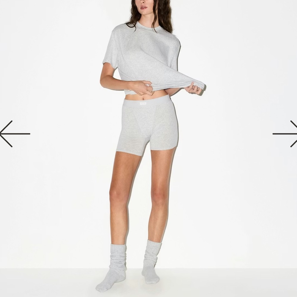 SKIMS Boydfriend Boxer Shorts Heather Grey M